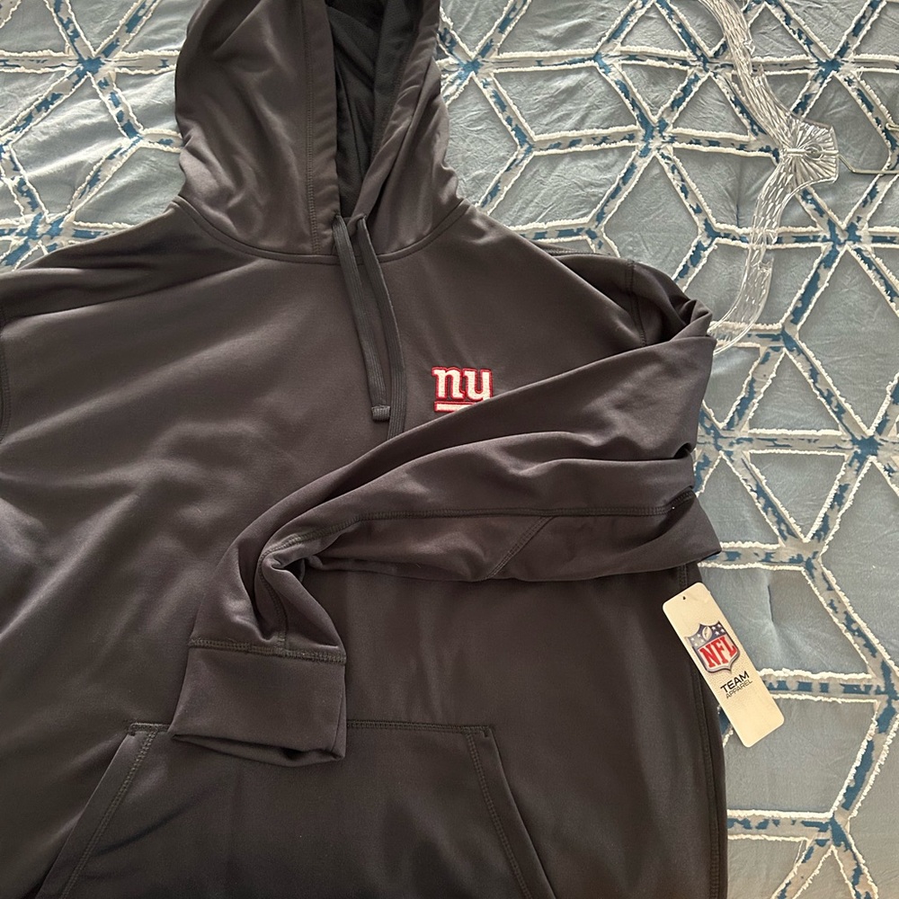 Men’s NFL NY Giants Hoodie. With tags